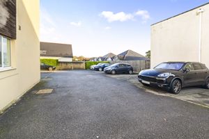 Parking- click for photo gallery
